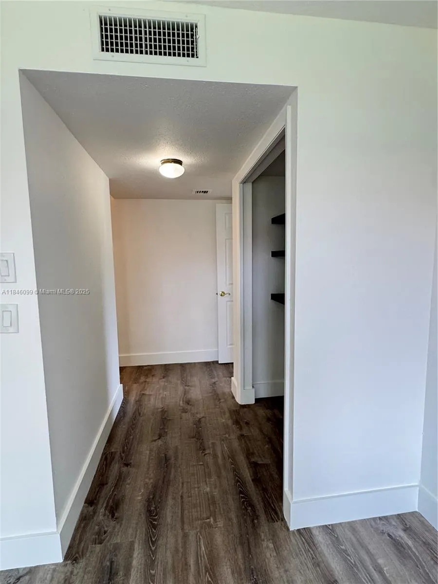 16215 Saddle Club Rd, #201