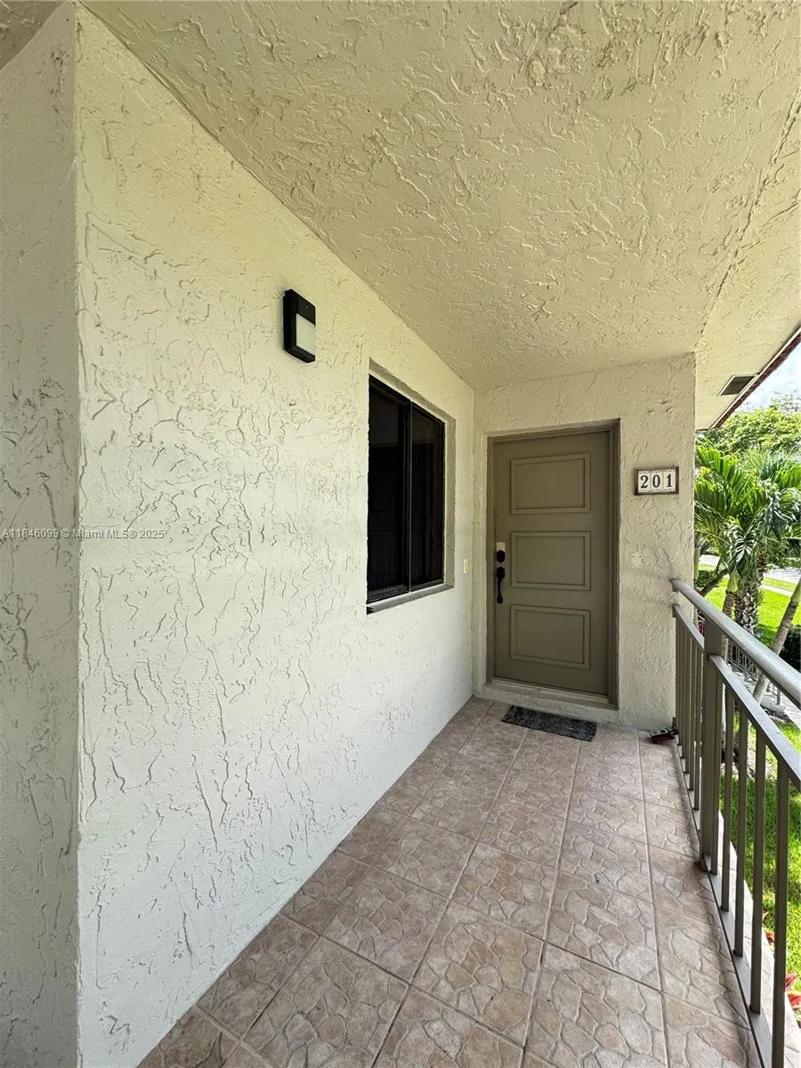 16215 Saddle Club Rd, #201