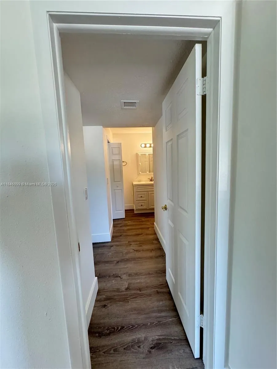 16215 Saddle Club Rd, #201