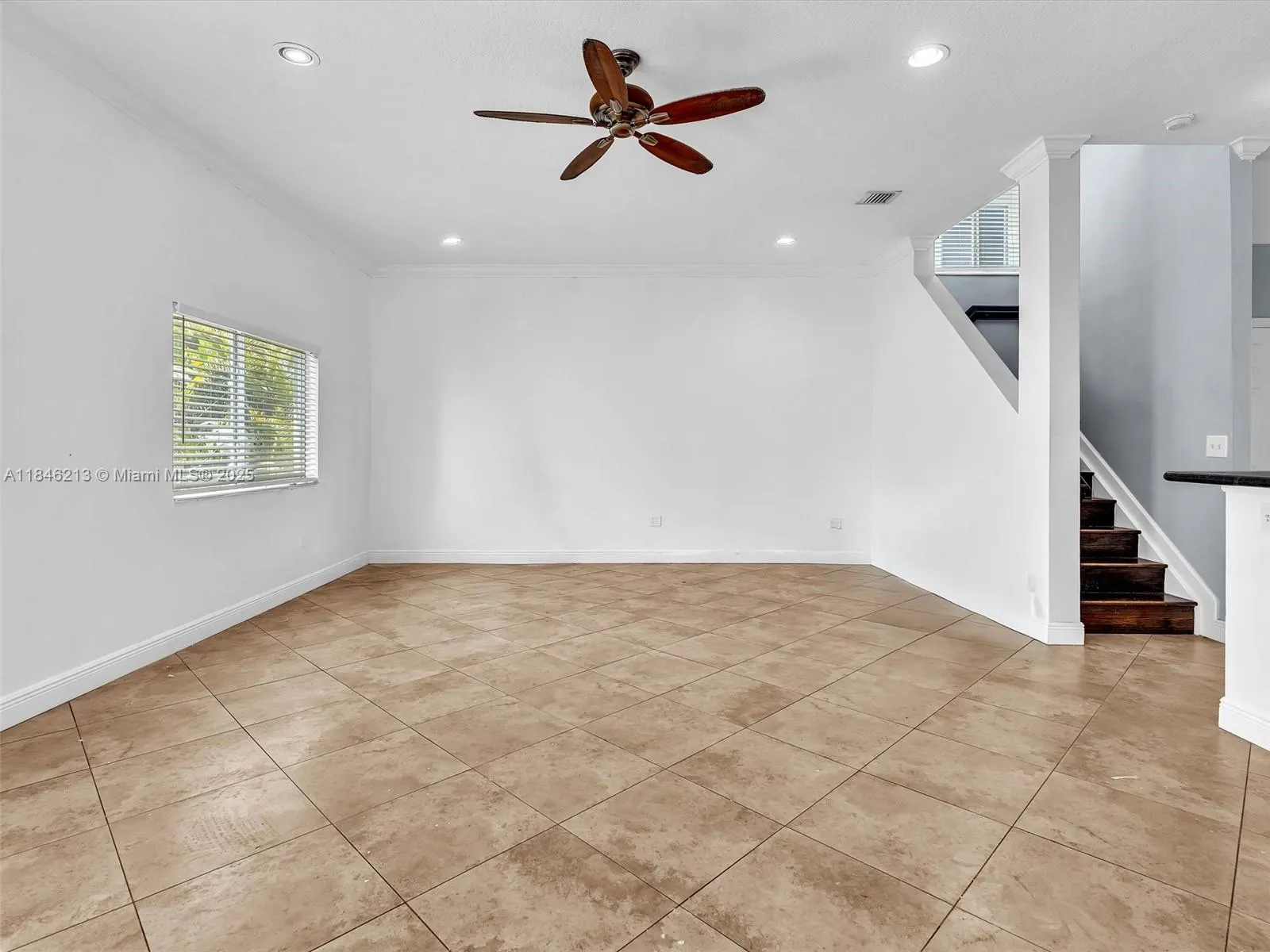 2727 Treasure Cove Cir, #2727