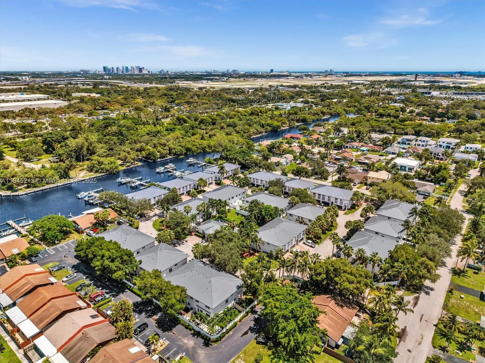 2727 Treasure Cove Cir, #2727