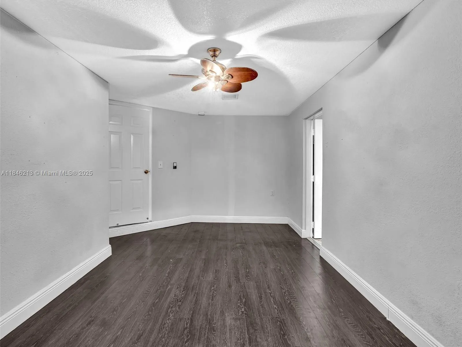 2727 Treasure Cove Cir, #2727