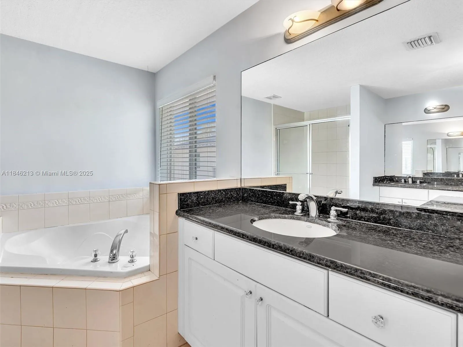 2727 Treasure Cove Cir, #2727