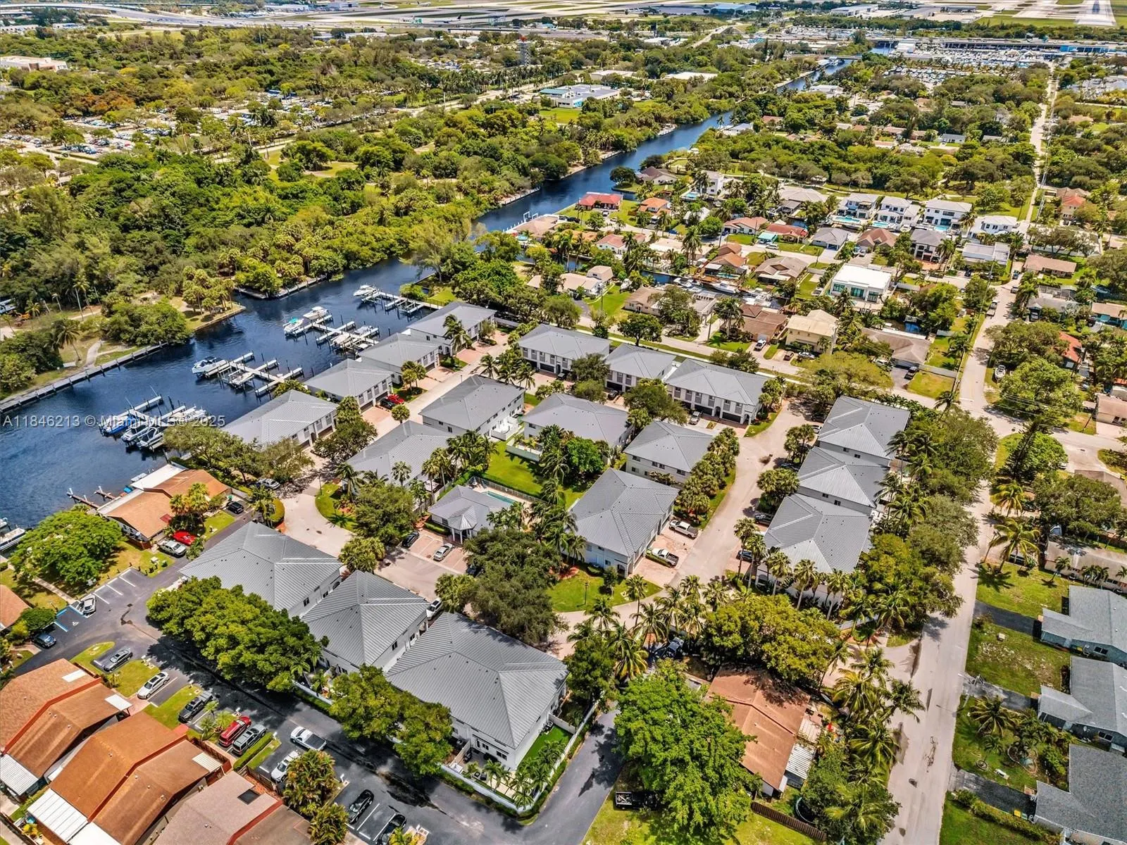 2727 Treasure Cove Cir, #2727