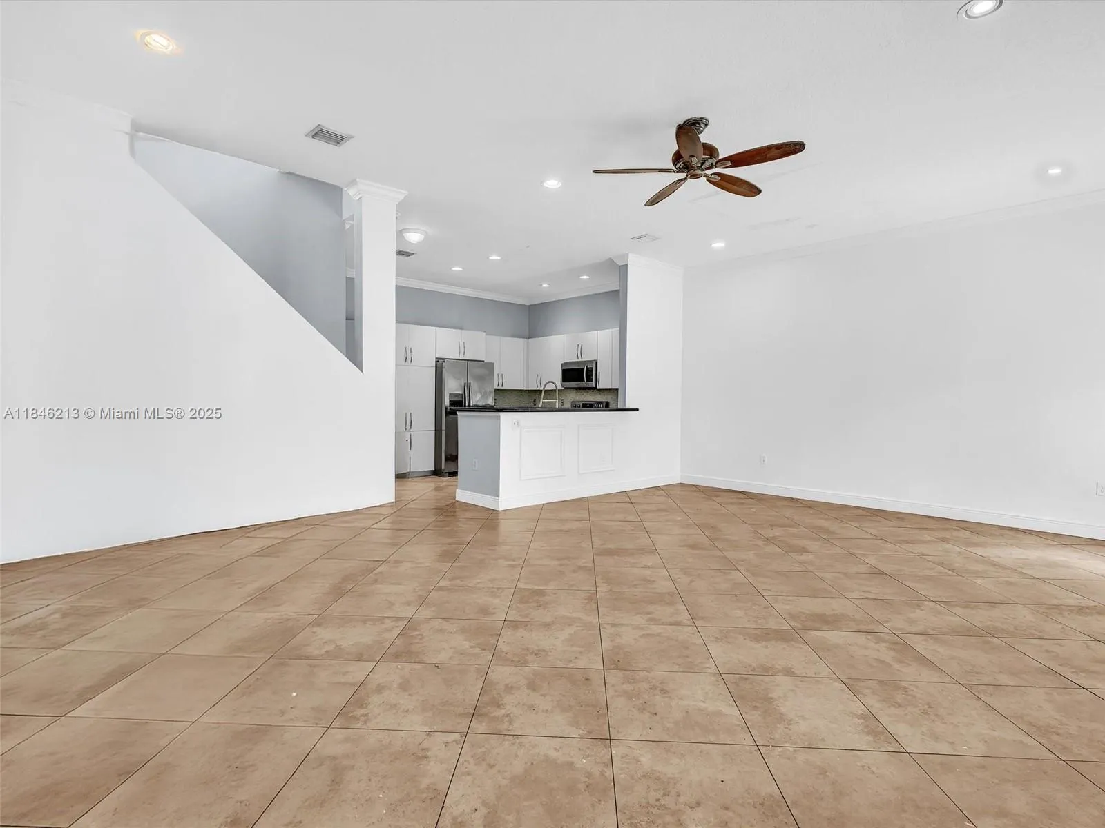2727 Treasure Cove Cir, #2727