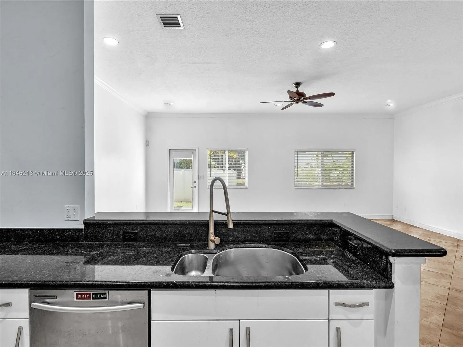 2727 Treasure Cove Cir, #2727