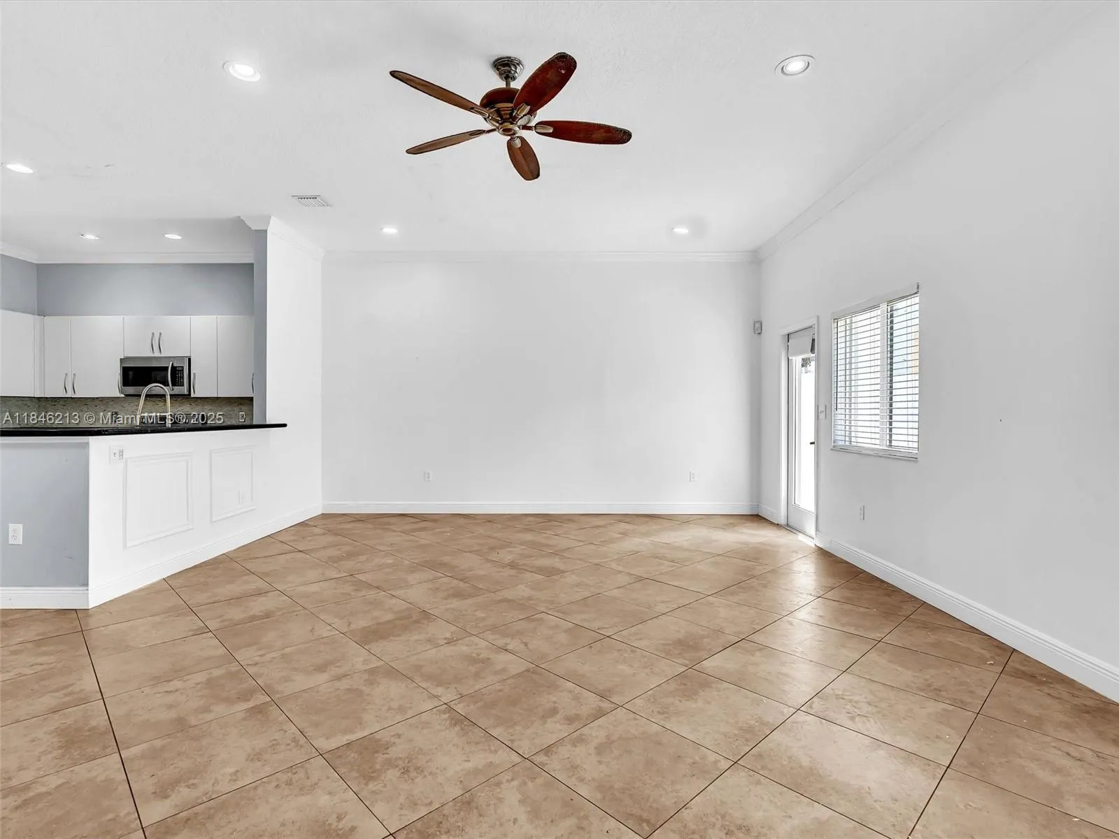 2727 Treasure Cove Cir, #2727