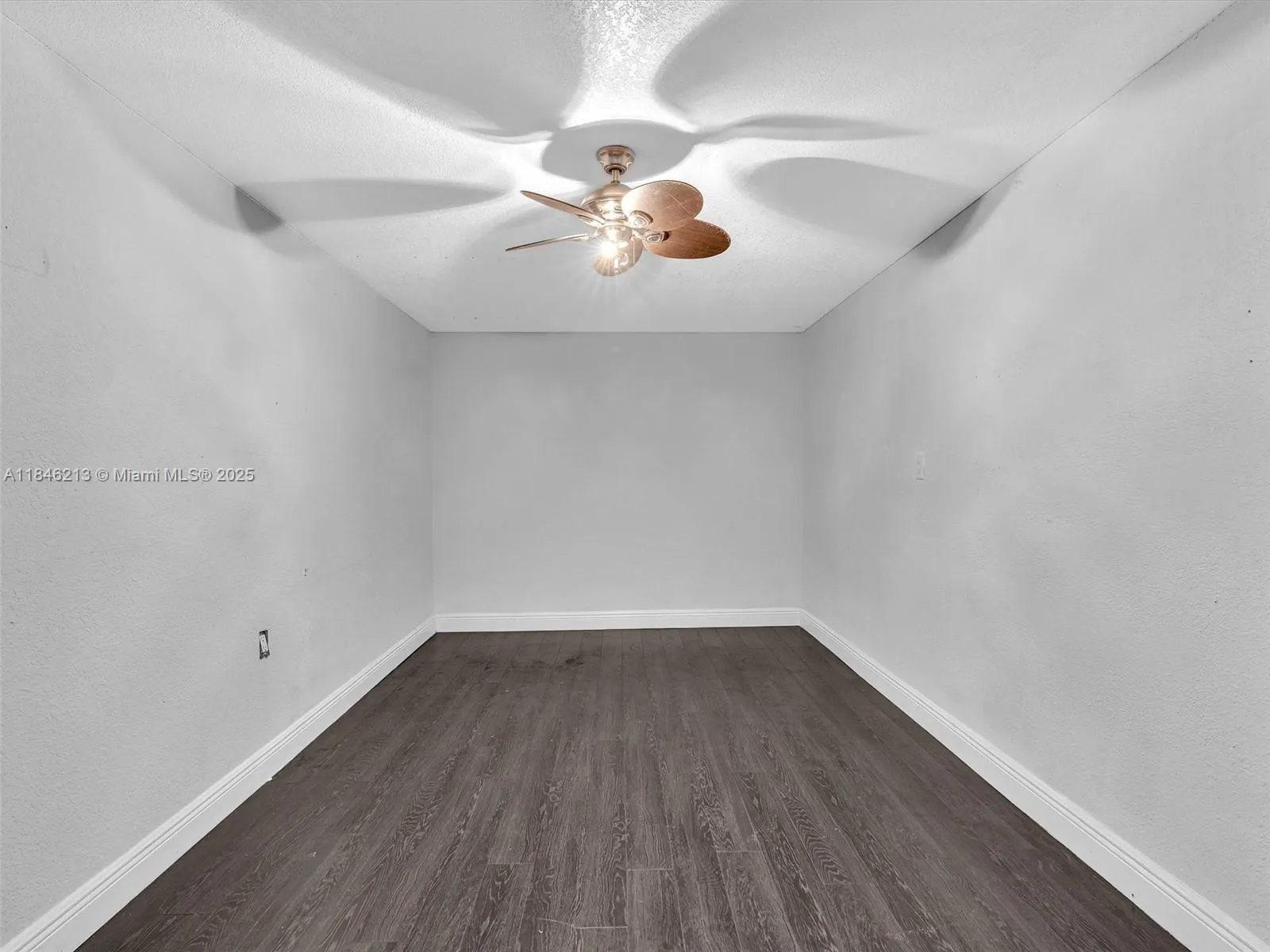 2727 Treasure Cove Cir, #2727