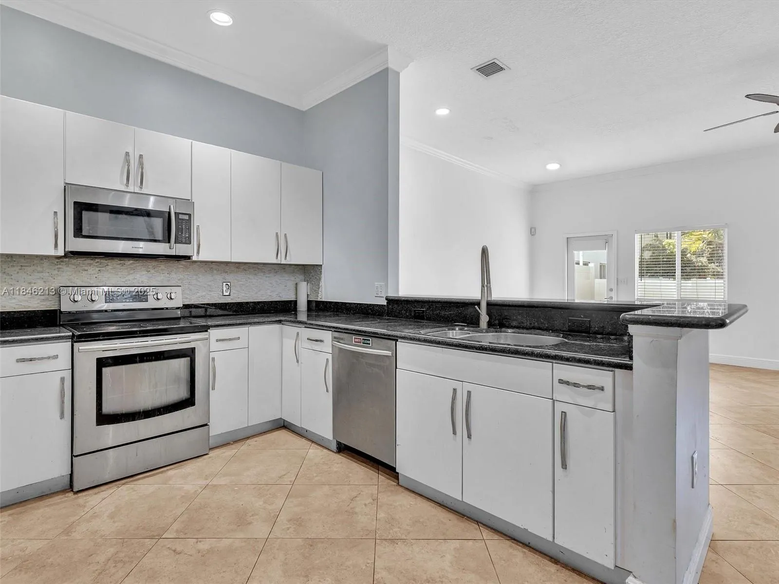 2727 Treasure Cove Cir, #2727
