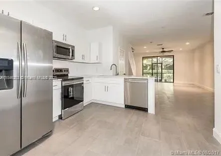 4295 Vineyard Cir