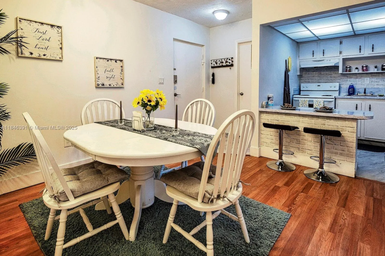 7300 NW 17th Street, #415