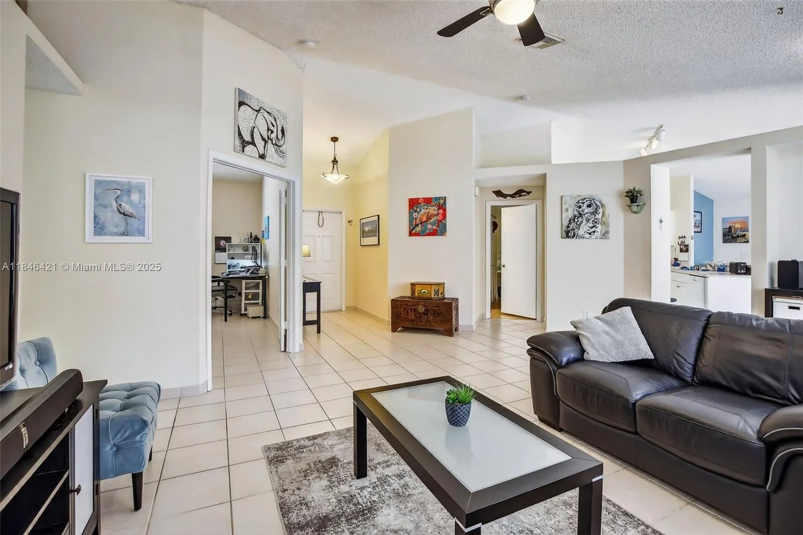 7306 NW 1st Mnr
