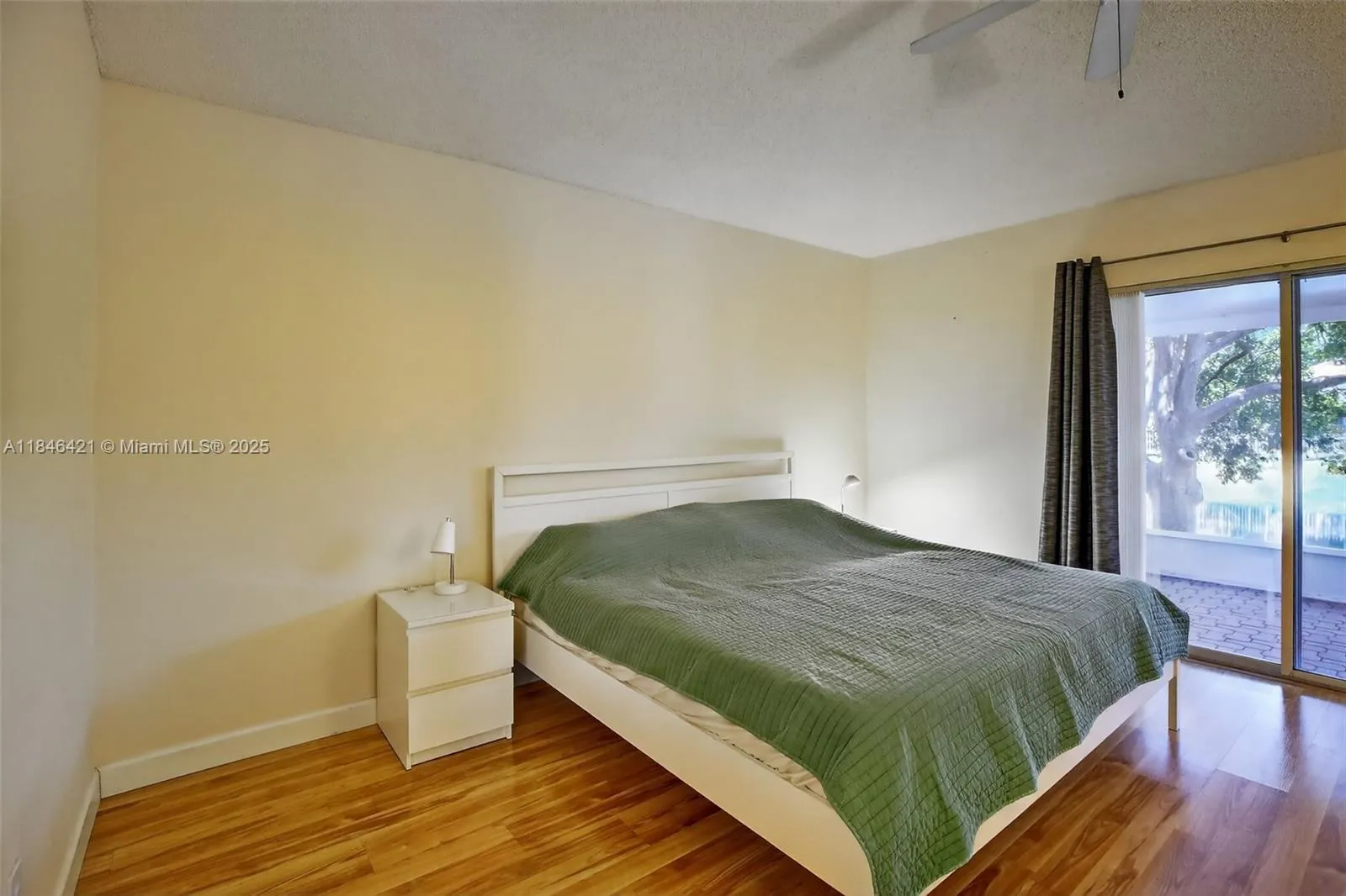 7306 NW 1st Mnr