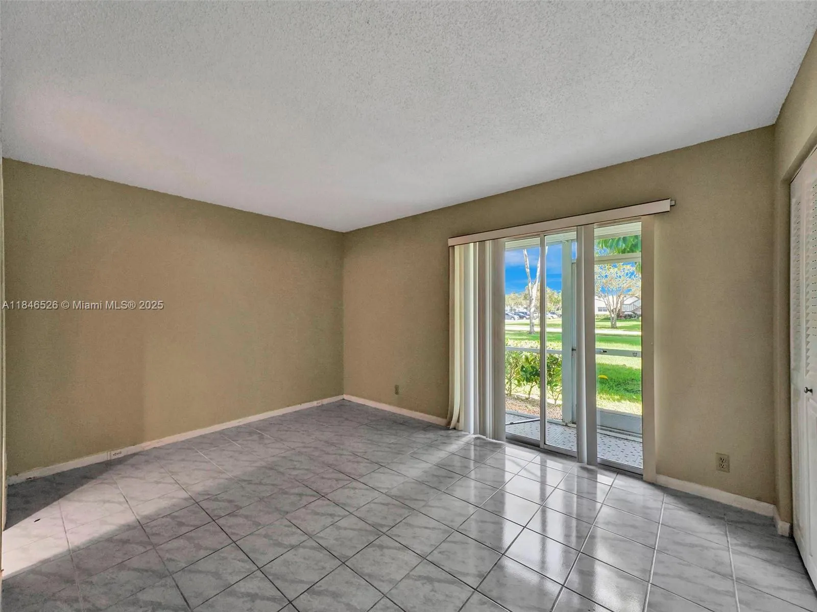 171 E Mansfield  E, #171-E
