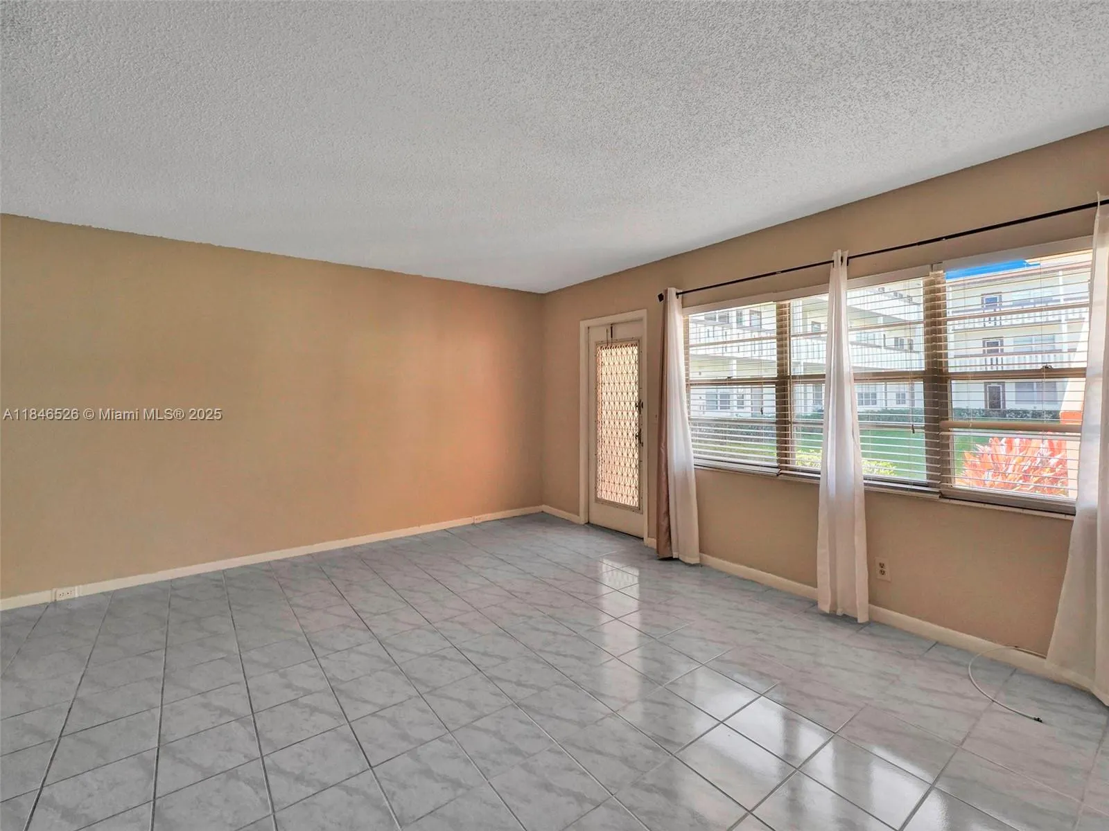 171 E Mansfield  E, #171-E