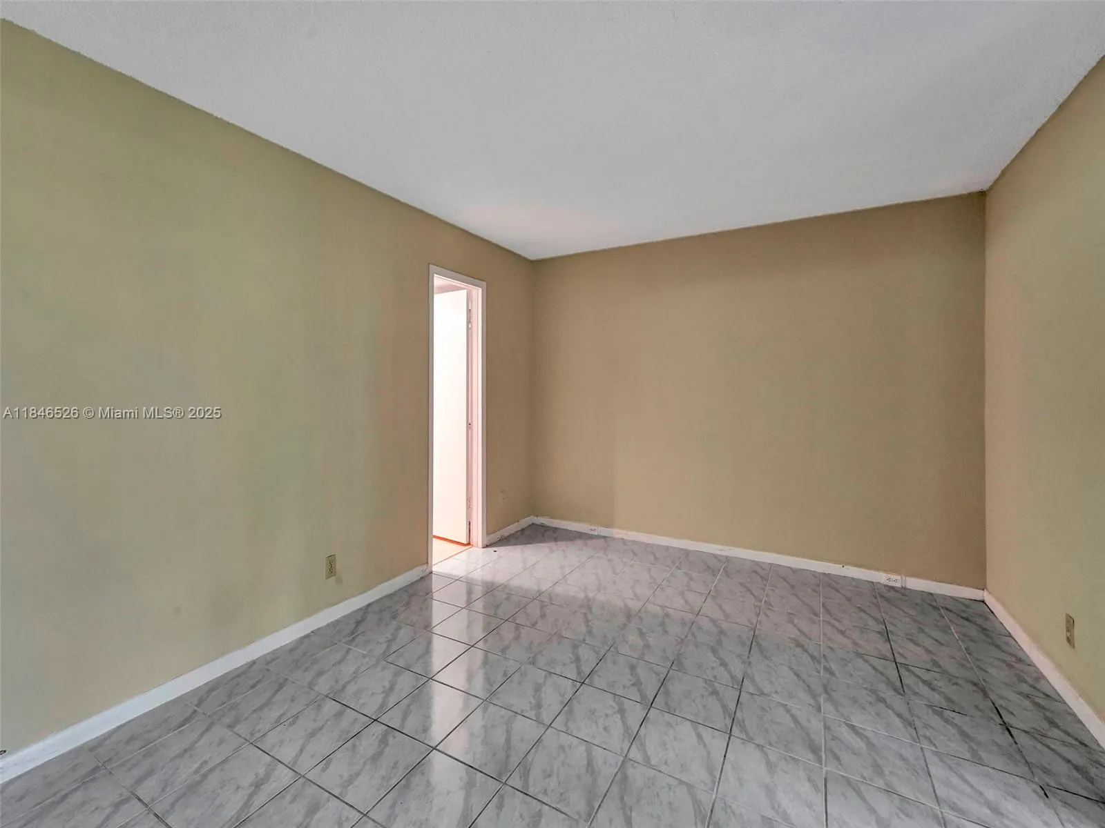 171 E Mansfield  E, #171-E