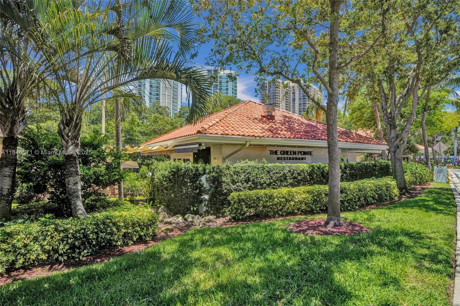19101 Mystic Pointe Dr, #1711