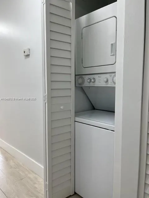 447 Lakeview Drive, #5