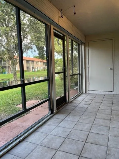 447 Lakeview Drive, #5