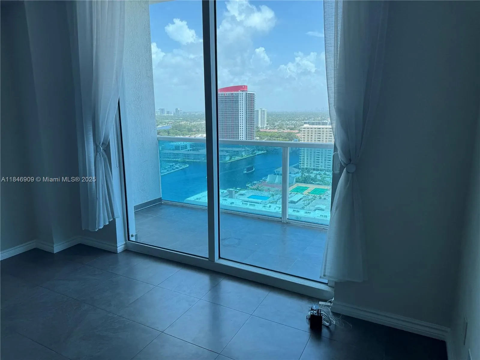 1945 S Ocean Dr, #2311