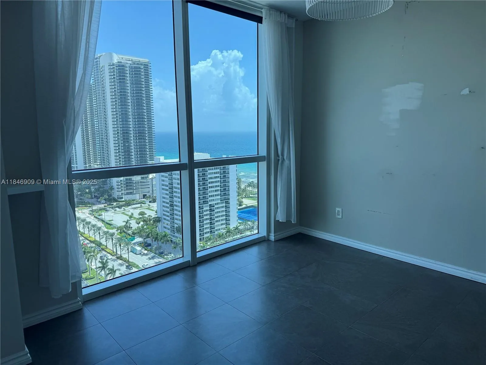 1945 S Ocean Dr, #2311