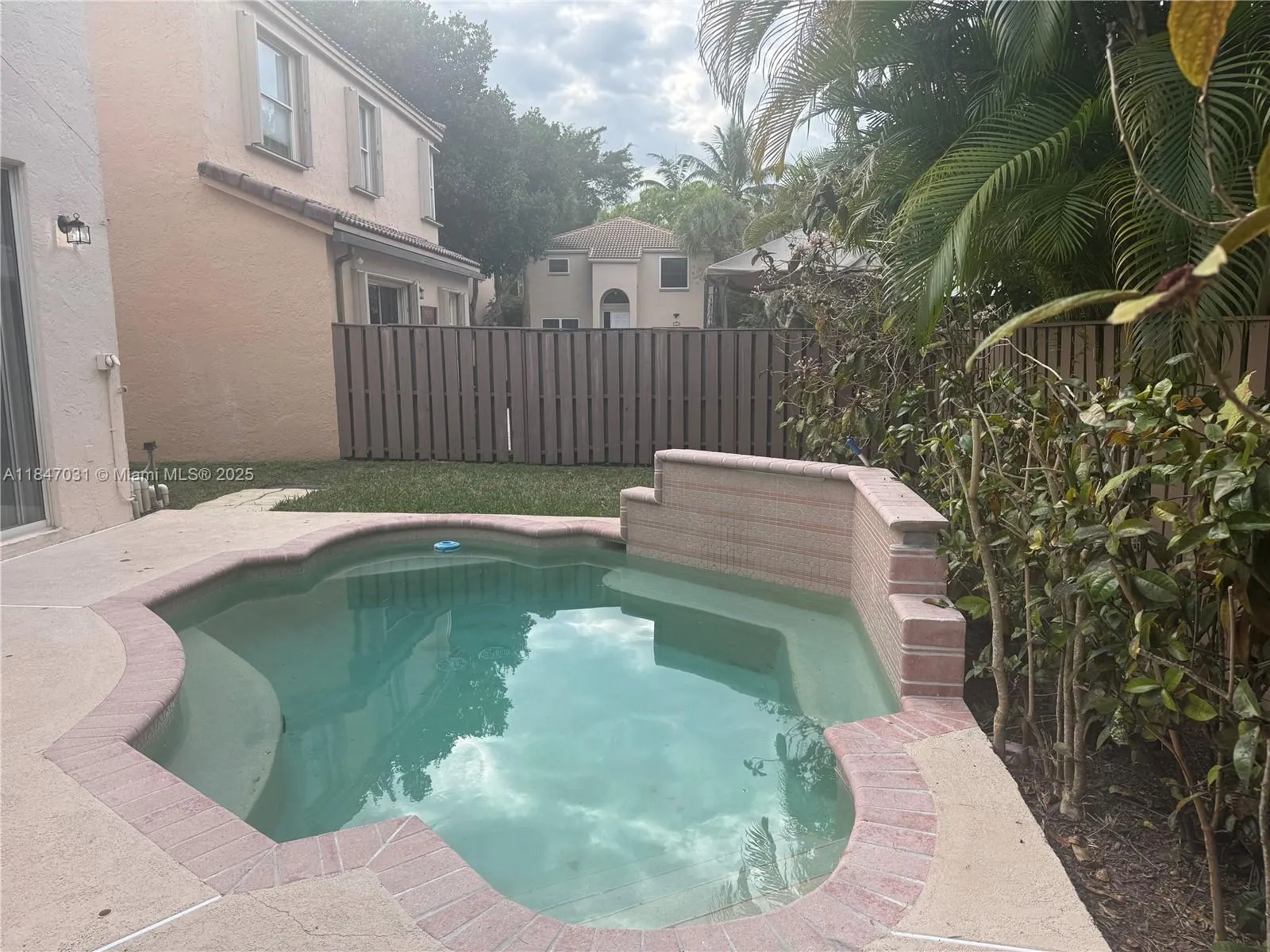 10781 NW 12 Dr