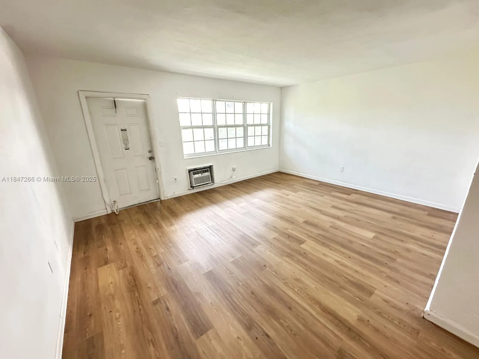 1471 NE 170th St, #215A