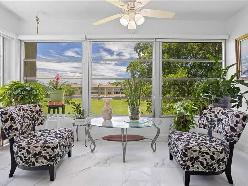 9330 Sunrise Lakes Blvd, #304