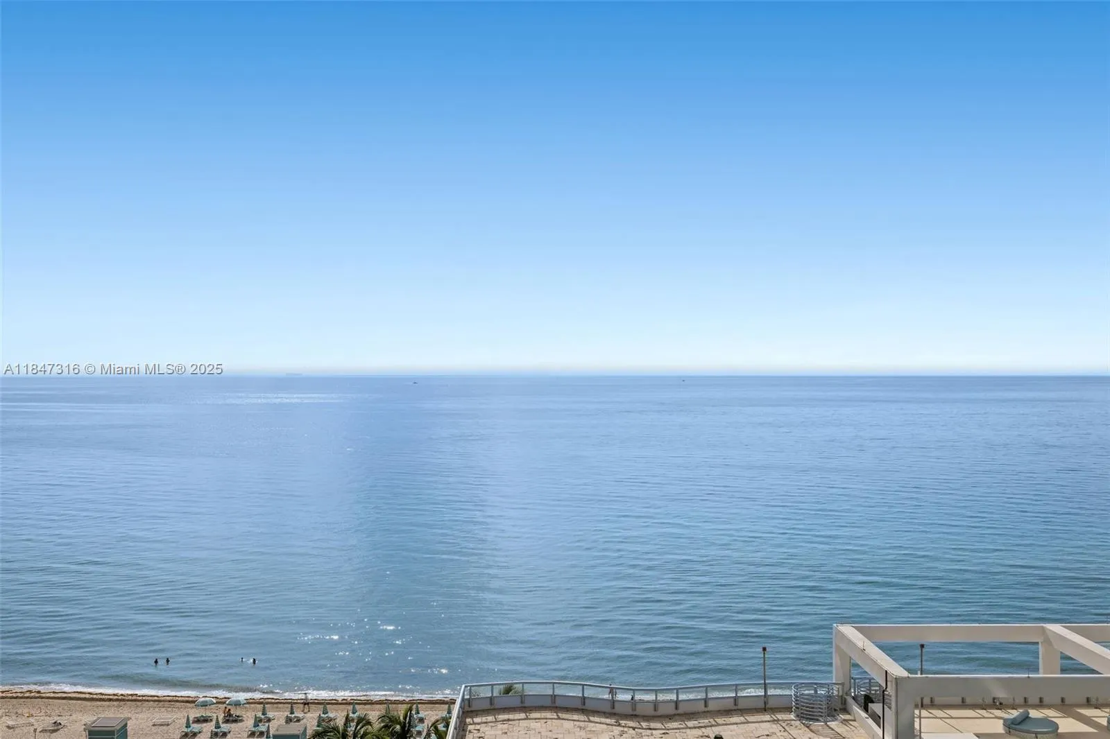 6799 Collins Ave, #1002