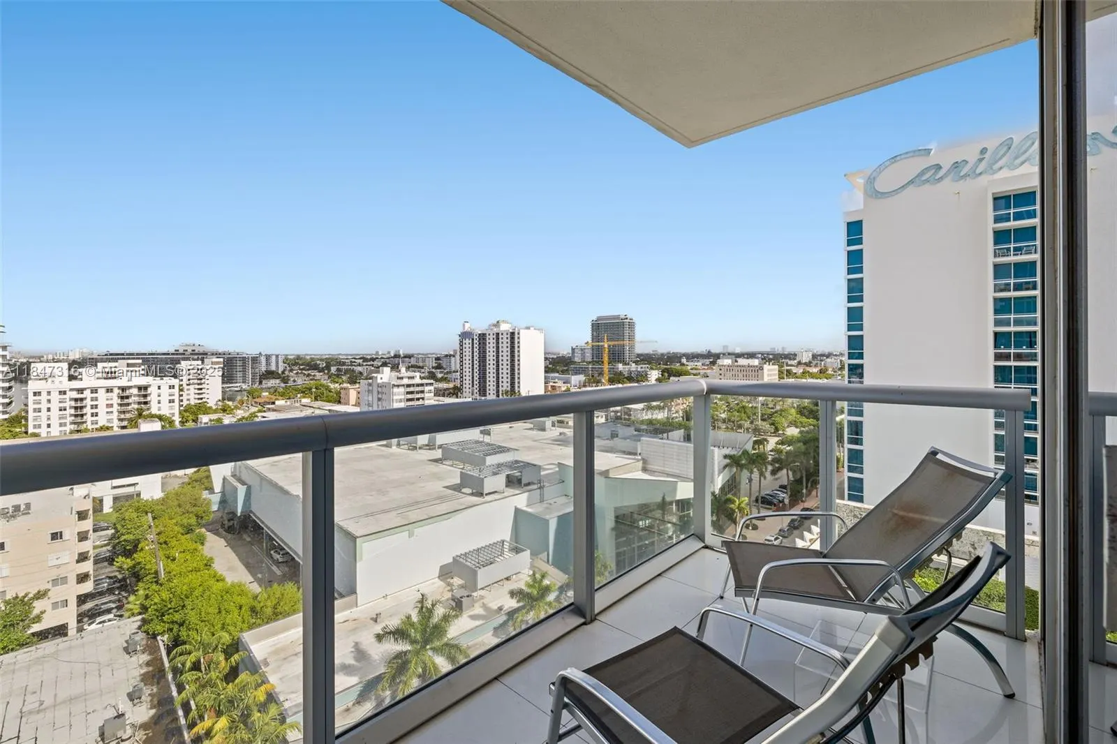 6799 Collins Ave, #1002