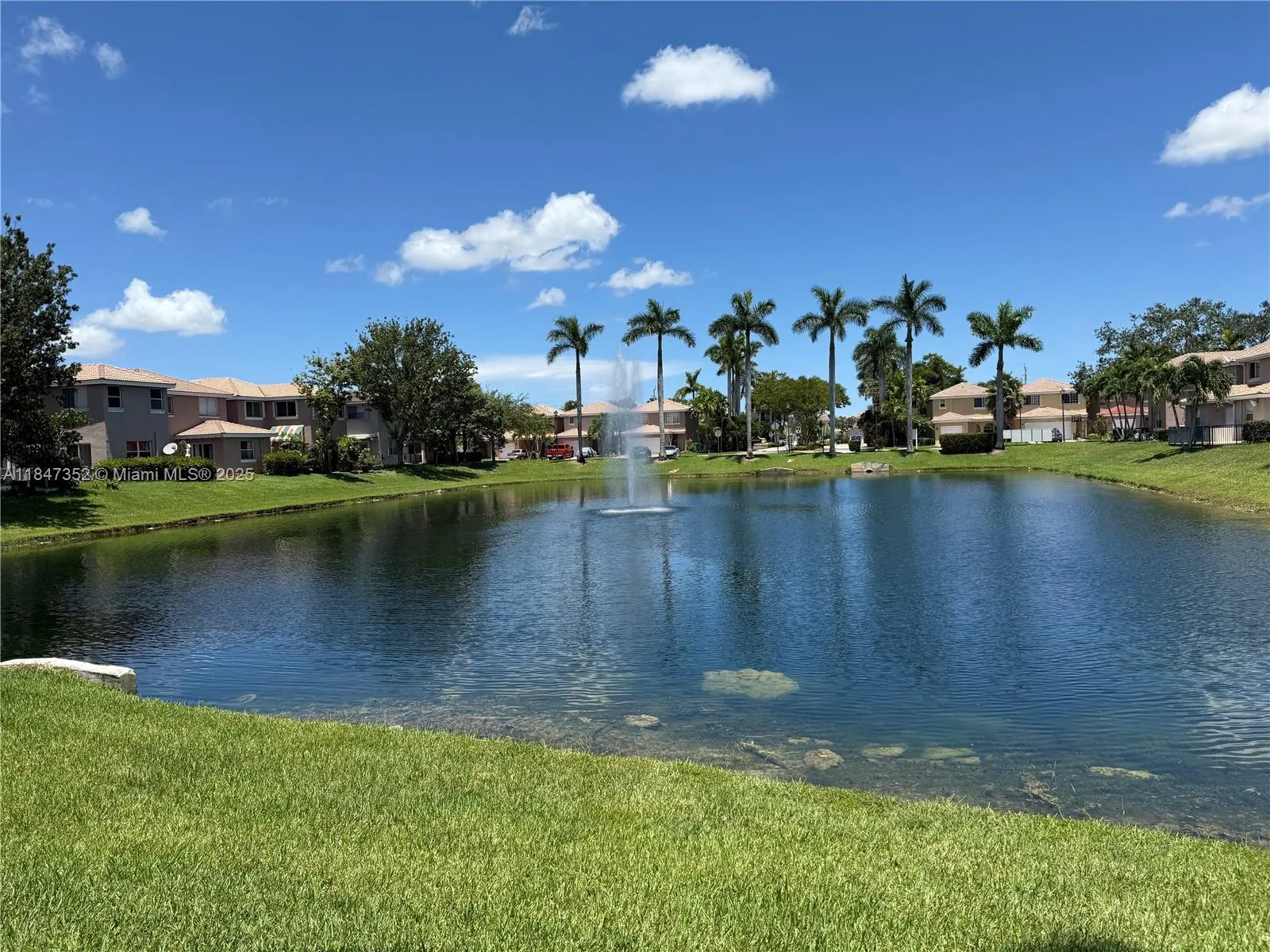 9430 NW 55th StREET