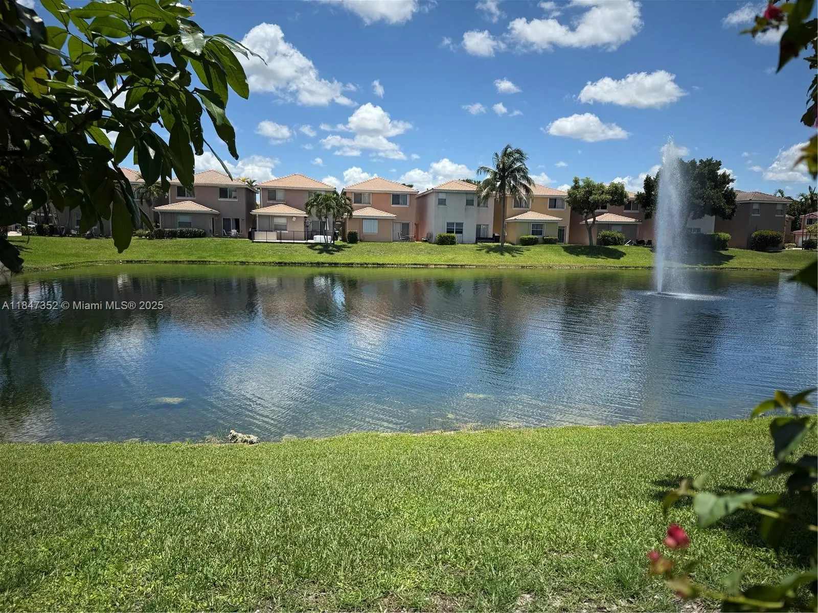 9430 NW 55th StREET