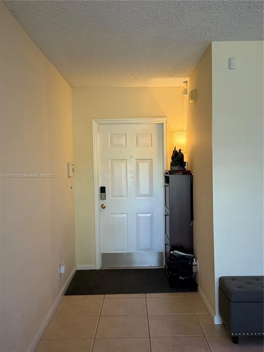 9430 NW 55th StREET