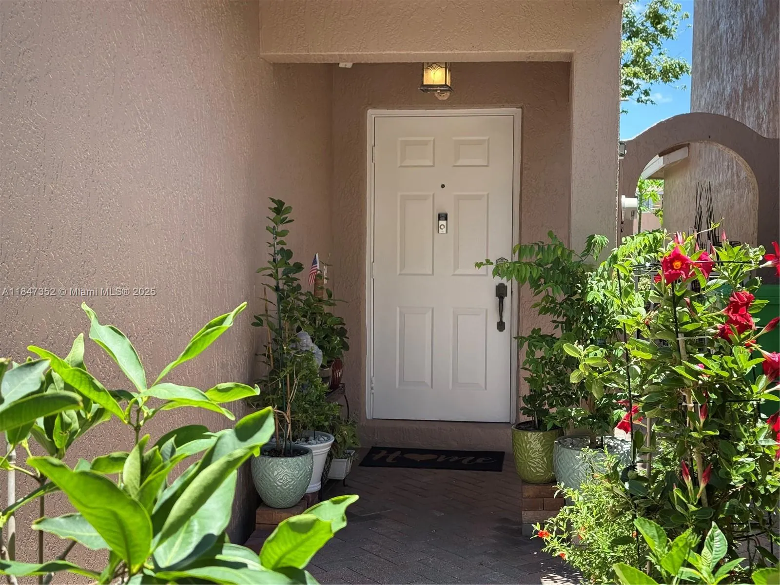 9430 NW 55th StREET