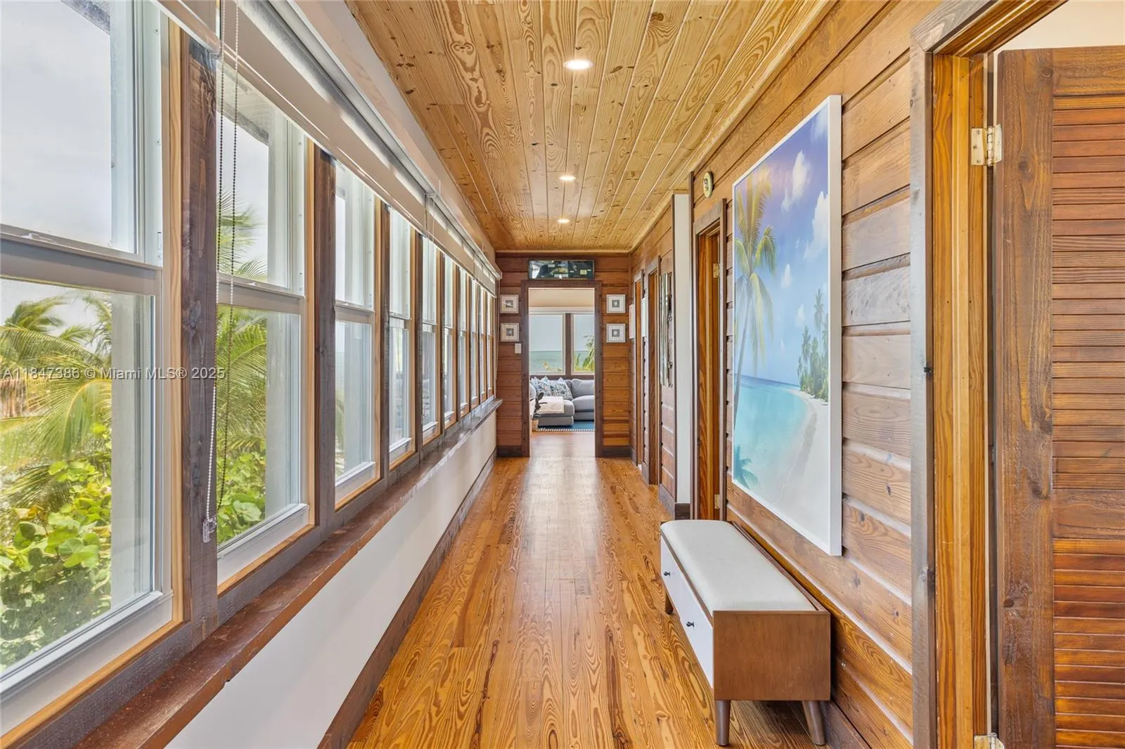 235 Tavernier Dr