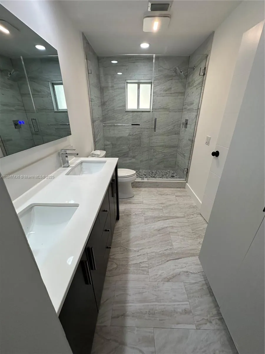 591 Talavera Rd, #591