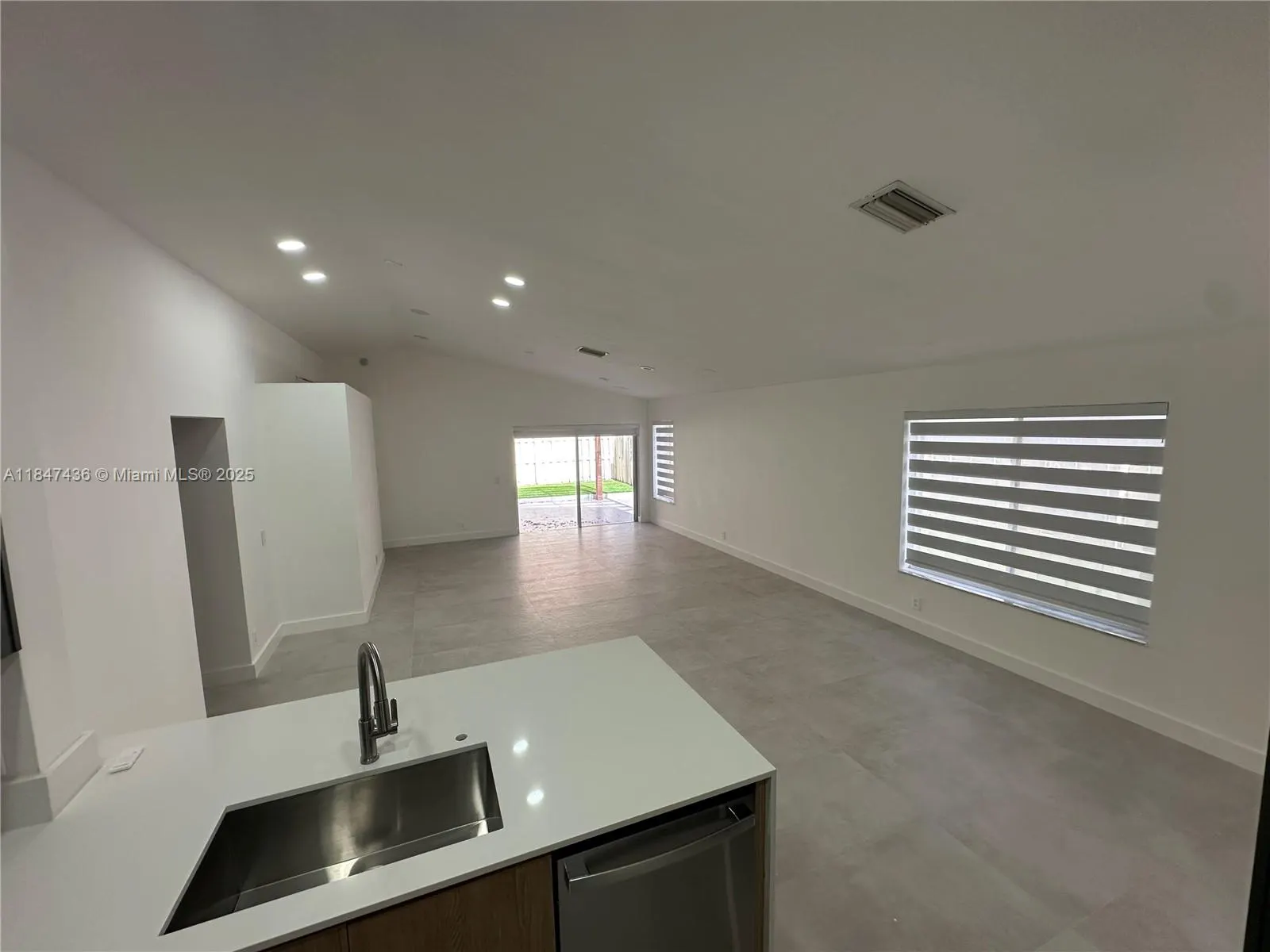 591 Talavera Rd, #591