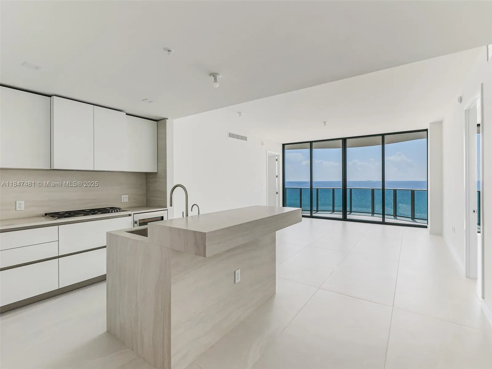 900 N Ocean Blvd, #705