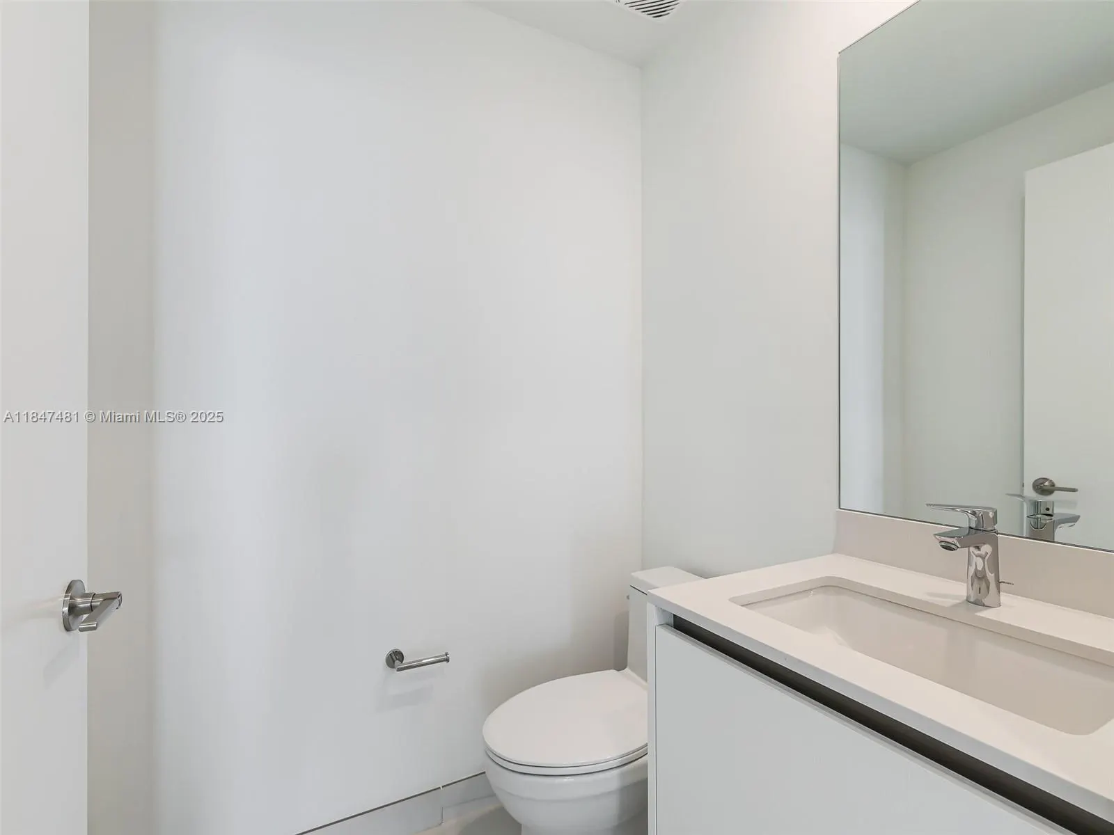 900 N Ocean Blvd, #705