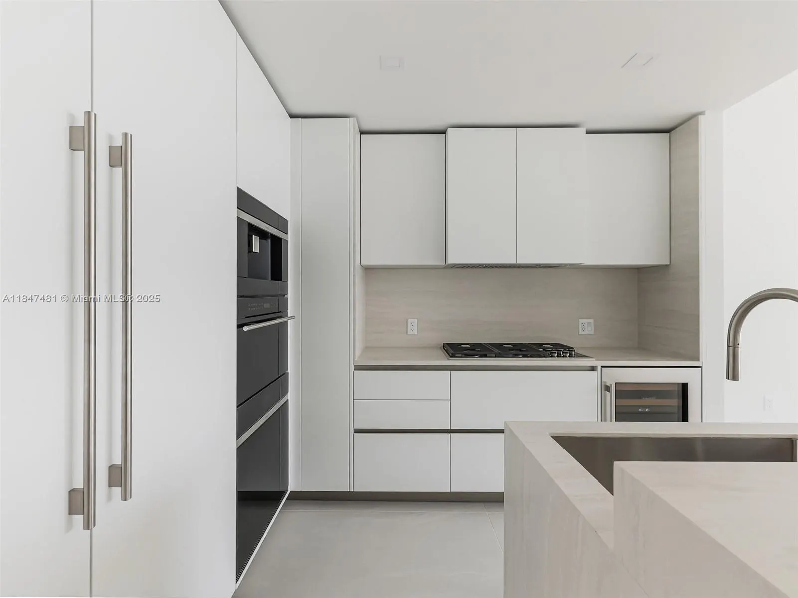 900 N Ocean Blvd, #705