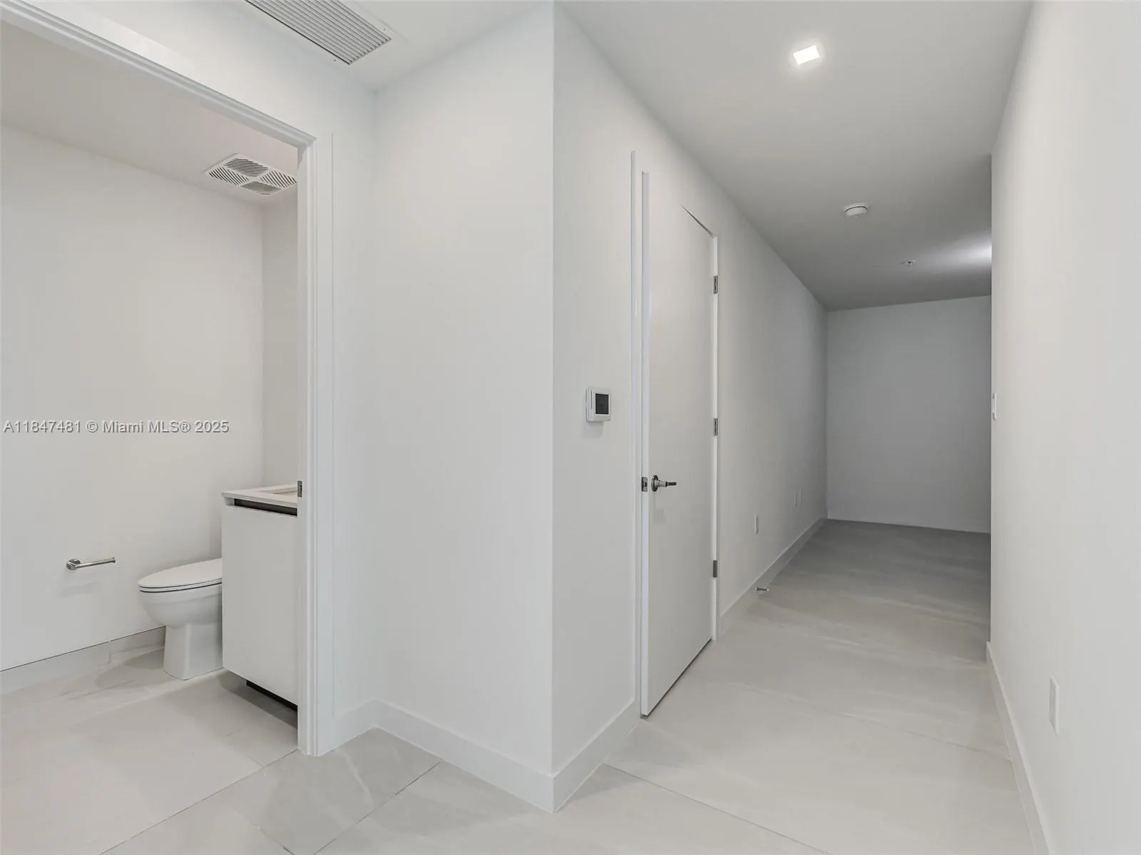 900 N Ocean Blvd, #705