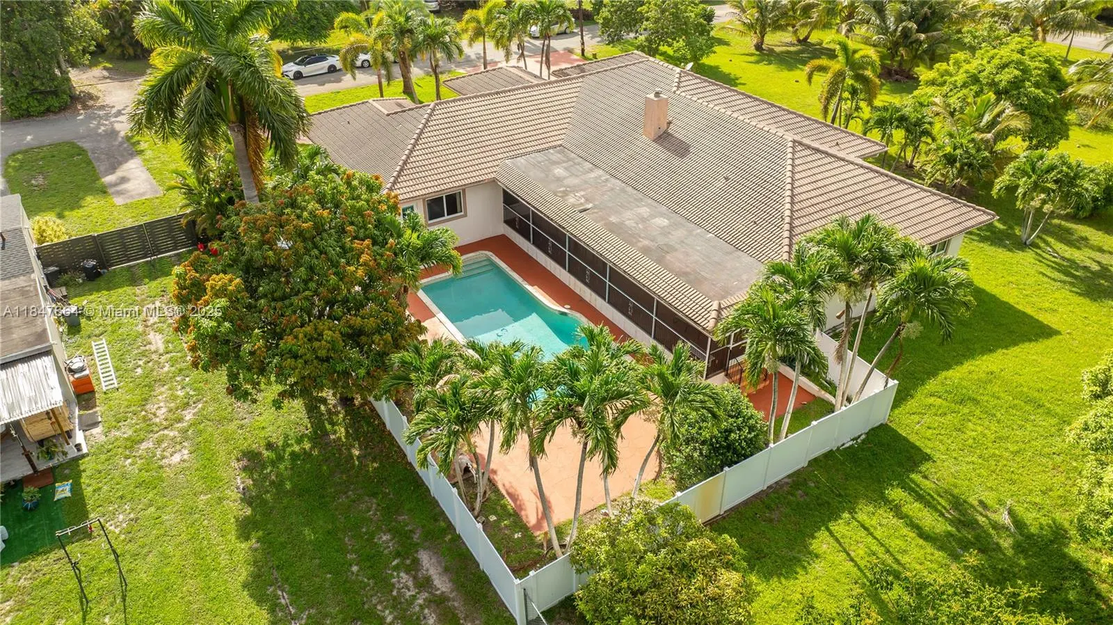 424 Bayberry Dr