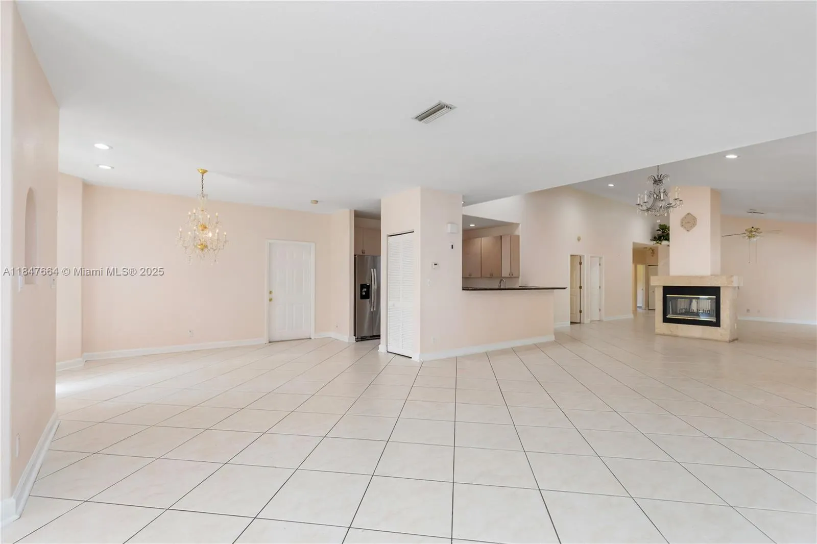 424 Bayberry Dr