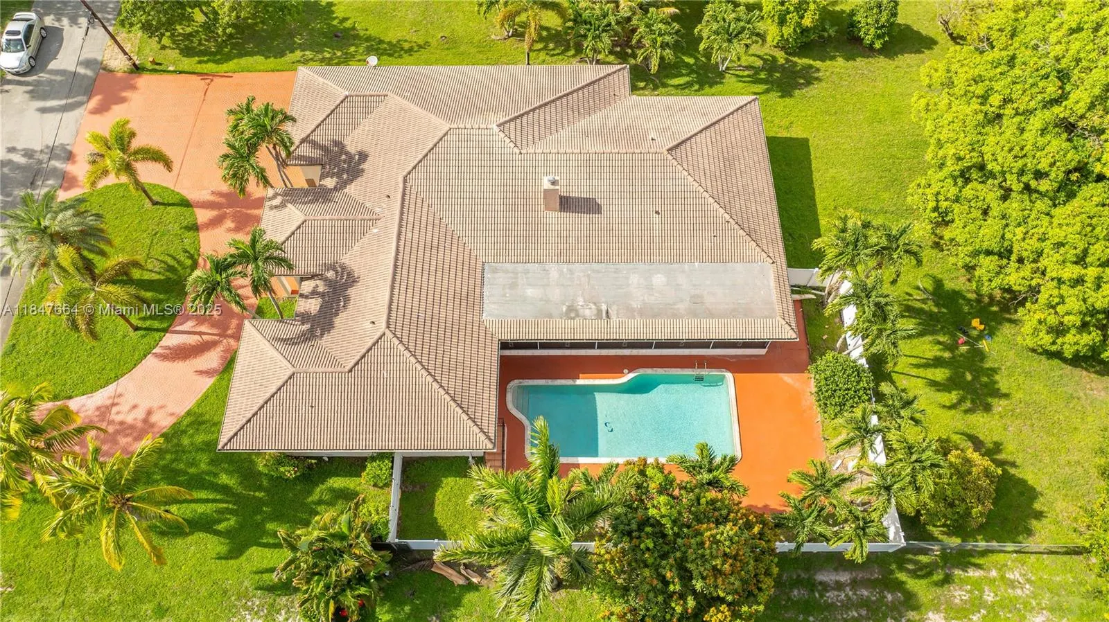 424 Bayberry Dr