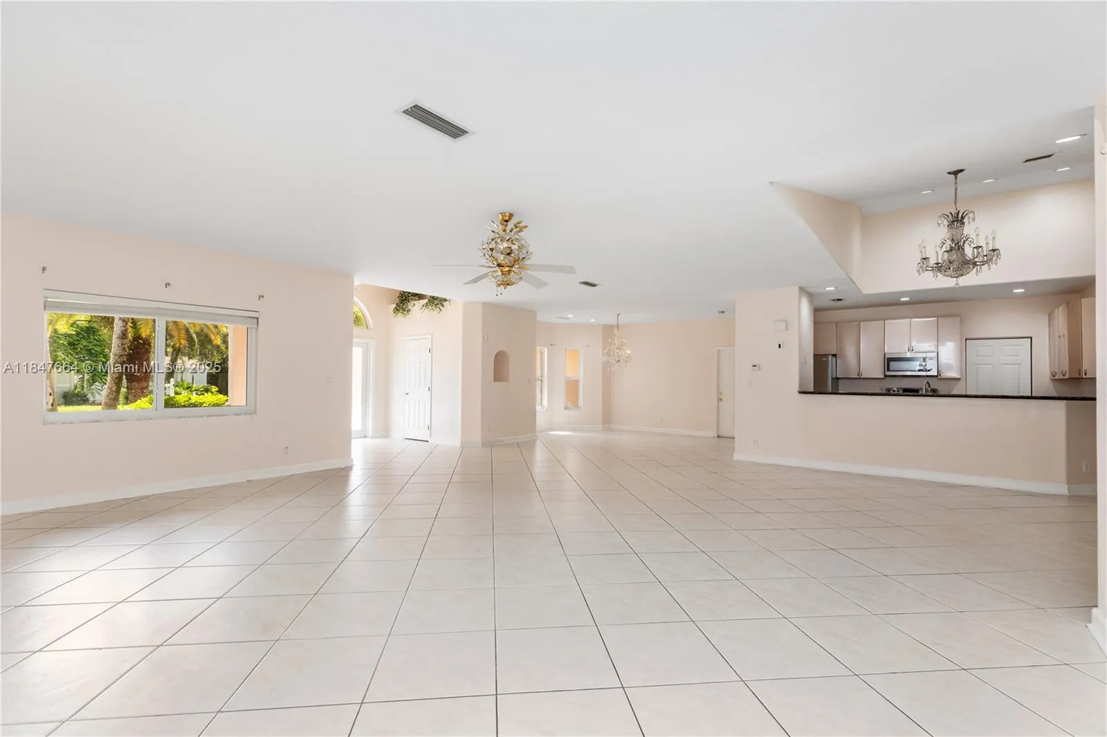 424 Bayberry Dr