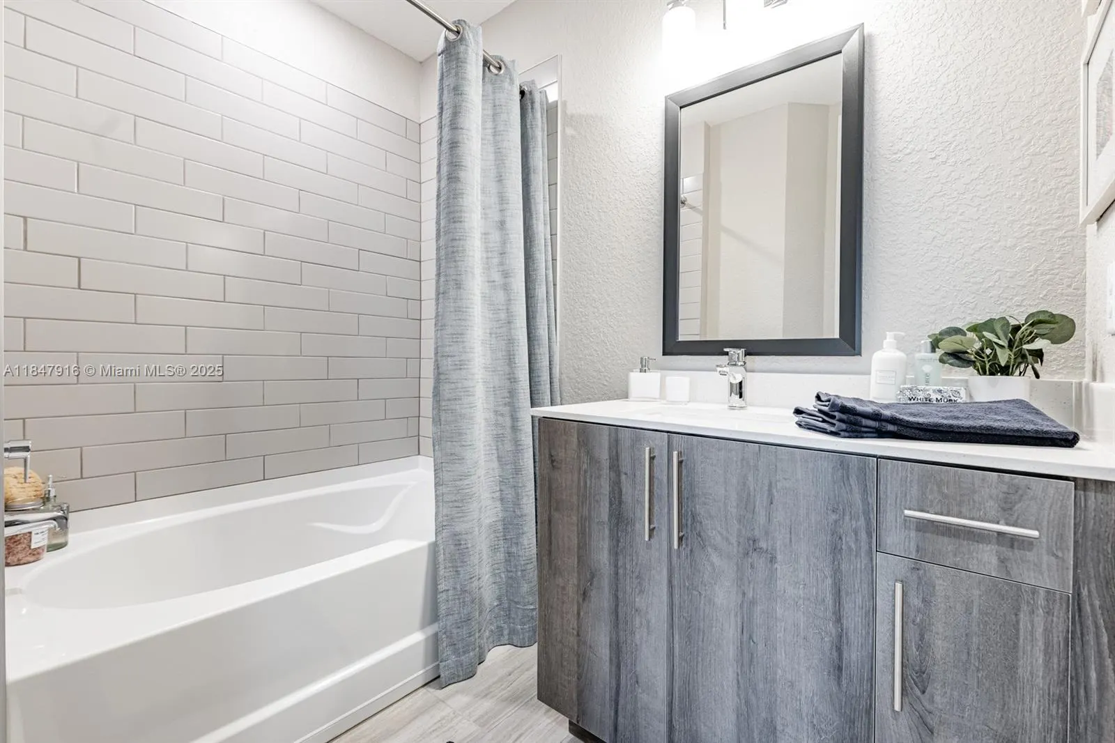9097 NW 57th STREET, #401