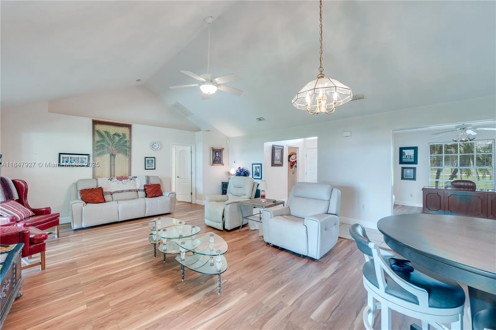4501 Springview Cir
