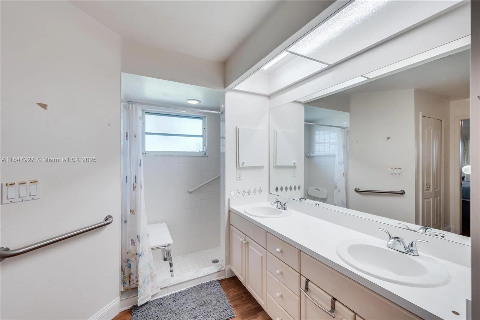 4501 Springview Cir