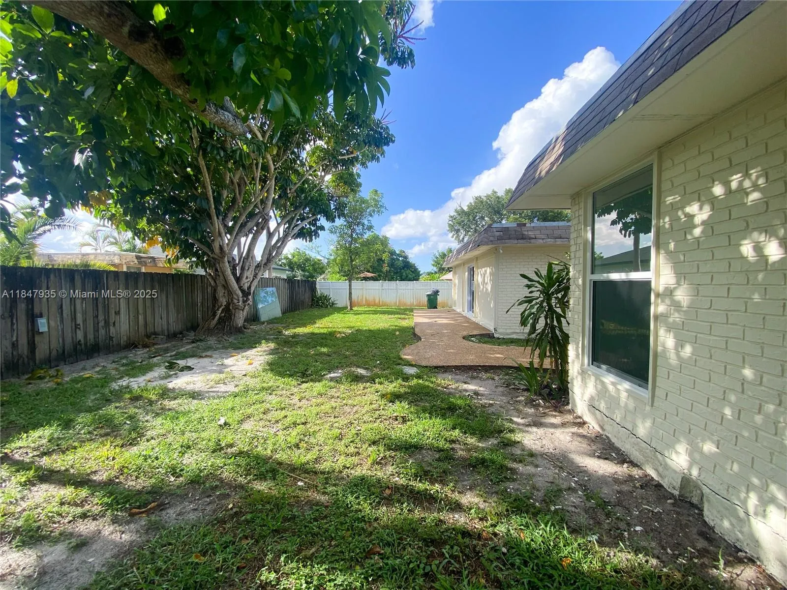 7805 NW 67th Ave, #7805