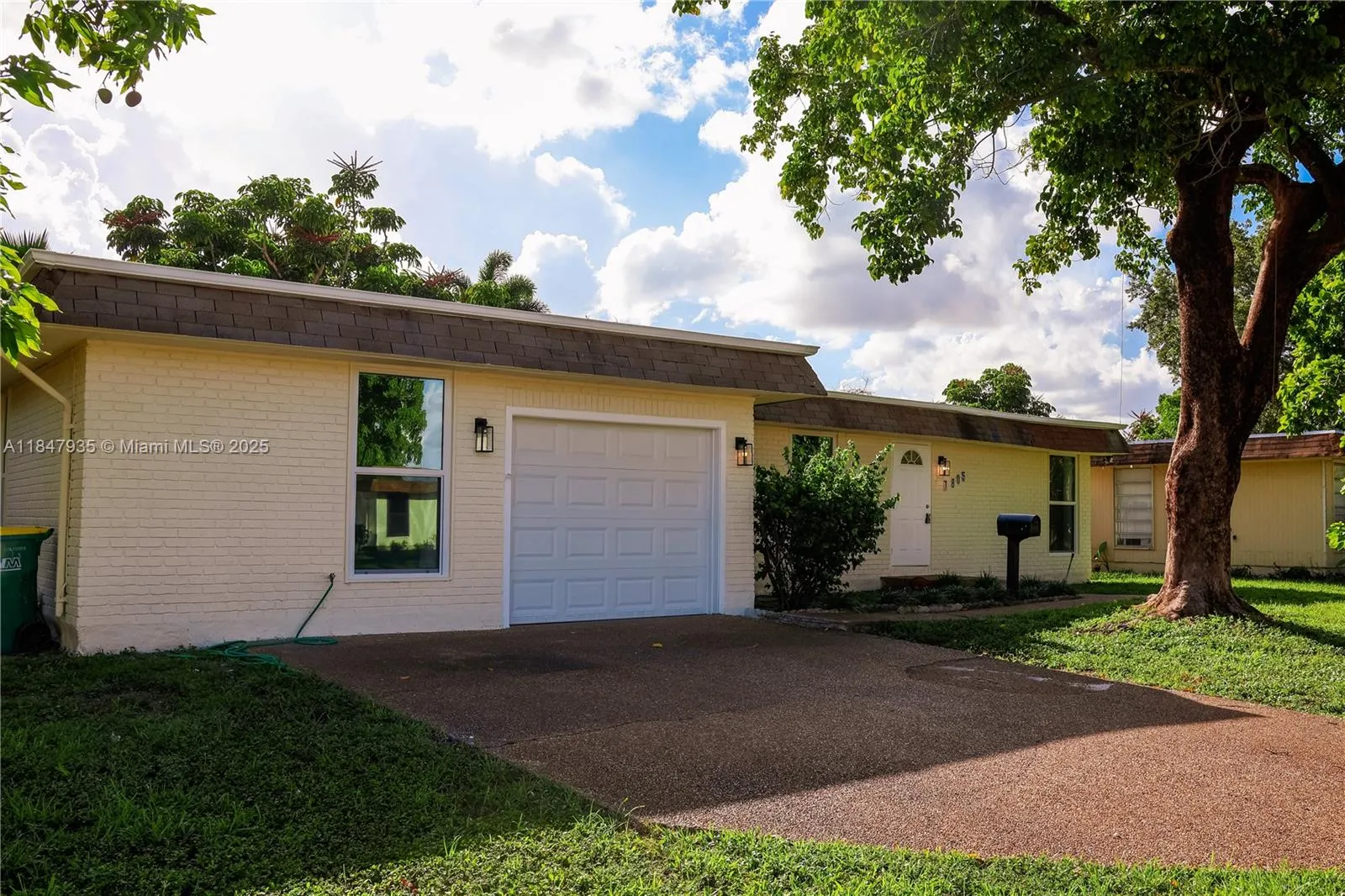 7805 NW 67th Ave, #7805